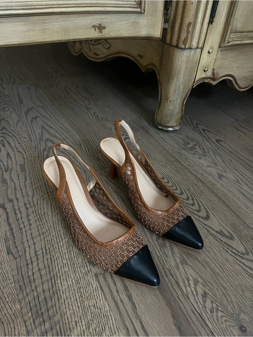 Shoe Dazzle Brown Mesh Slingback Heels with Black Pointed Toe Cap